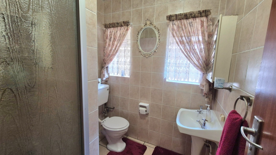 3 Bedroom Property for Sale in Vaalpark Free State